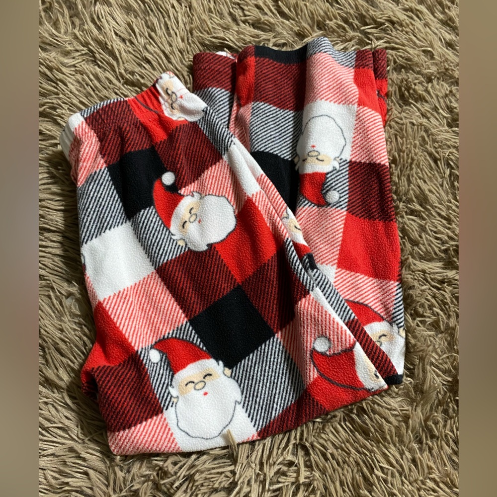Santa pajama pants. Boys size 6.